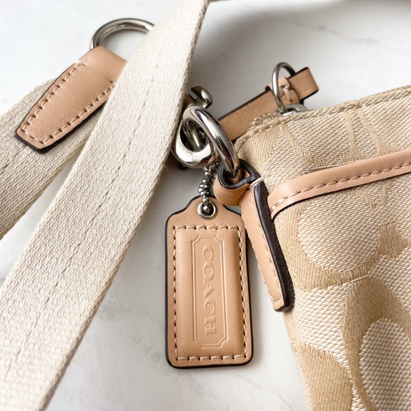 Coach Beige and Pink Crossbody Canvas Bag - Picture 3 of 8